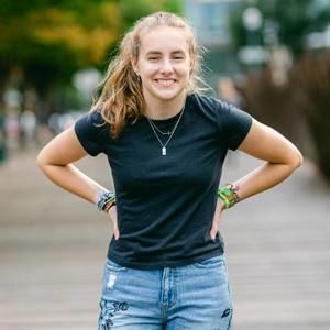 Meet your Posher, Annie